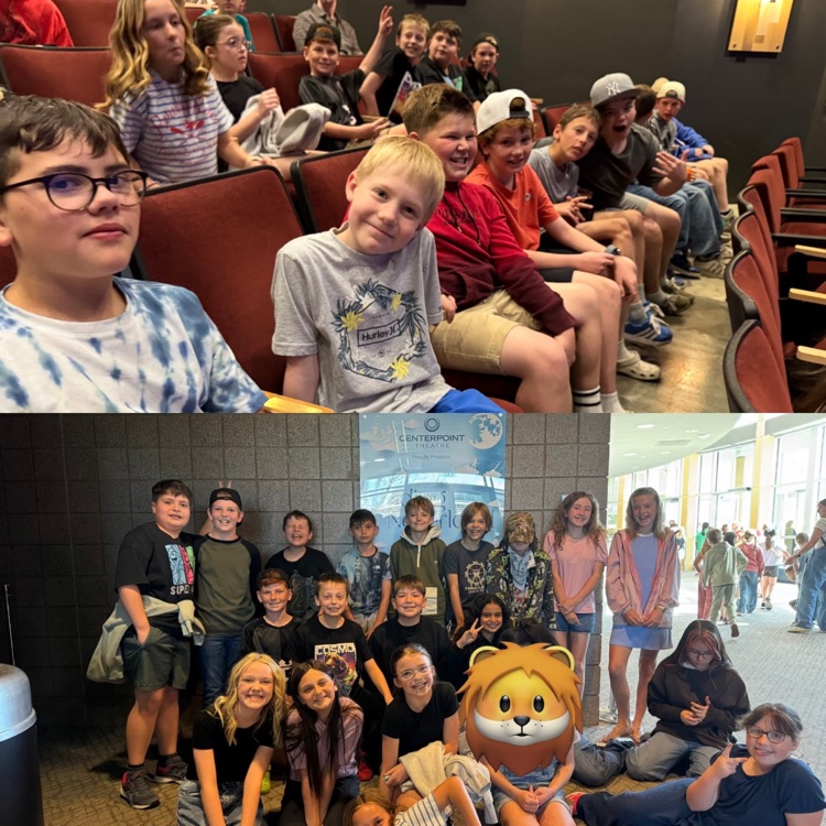 5th graders attending a play at Centerpoint Theater