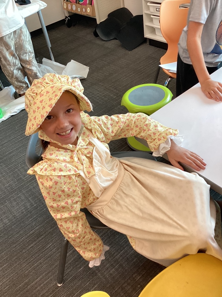 student dressed up for colonial day