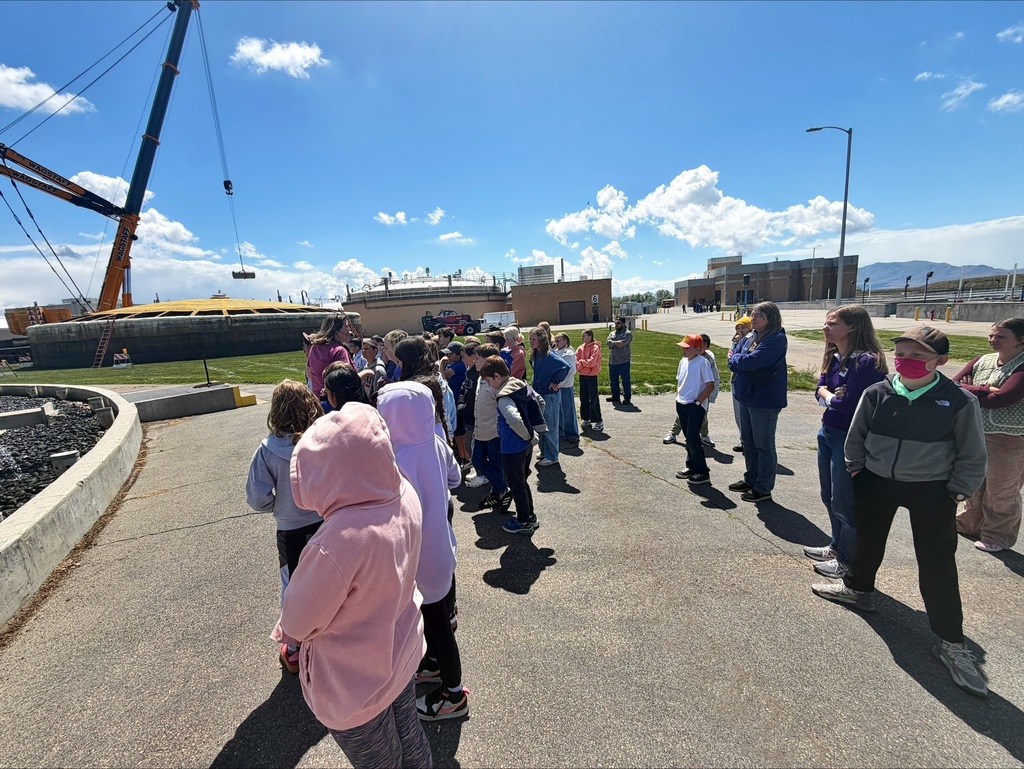 5th graders on a field trip to the landfill, sewer, water districts.