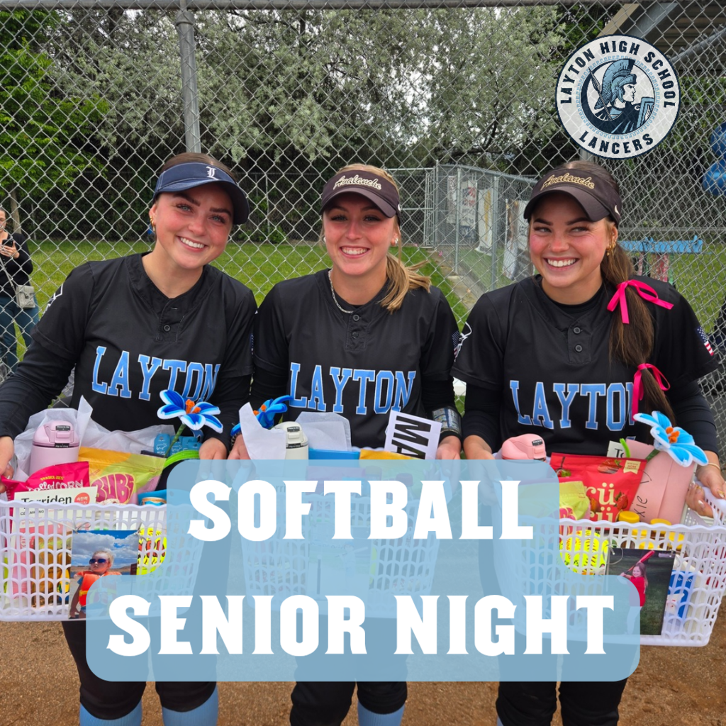 picture of softball players on senior night