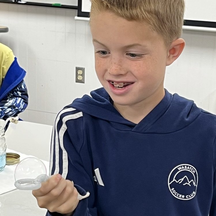 Testing bubble solutions!