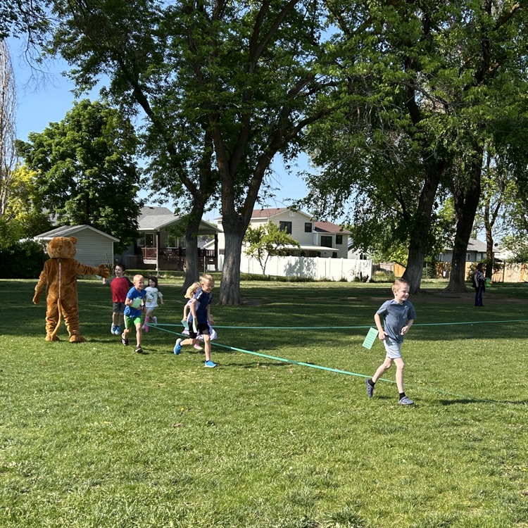 Students during the fun run