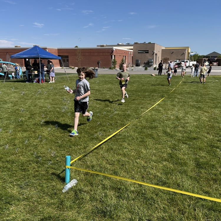 Students during the fun run