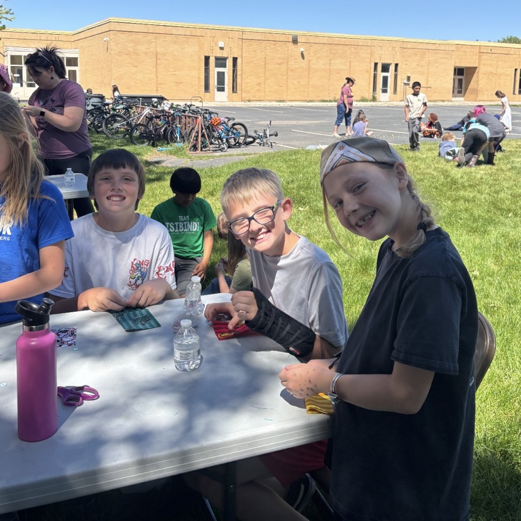 4th graders doing activities during Pioneer Day