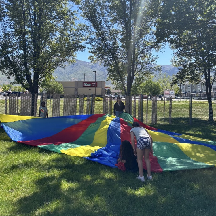 4th graders doing activities during Pioneer Day