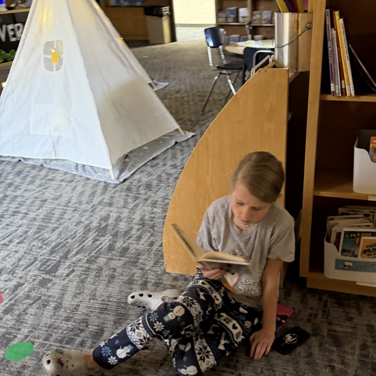 starry night read a thon 