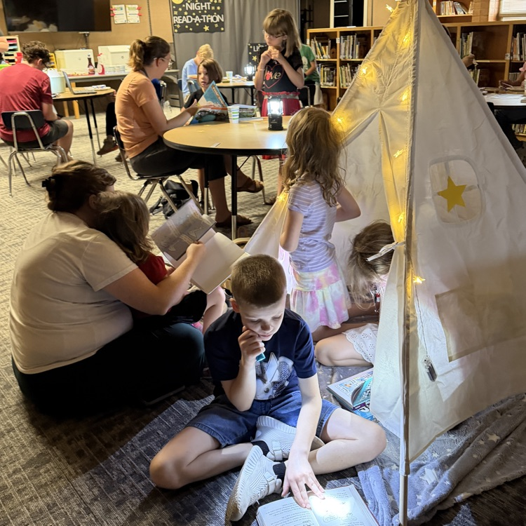 starry night read a thon 