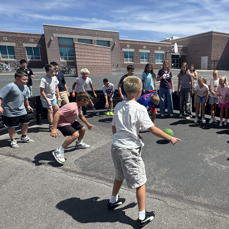 students playing gaga ball