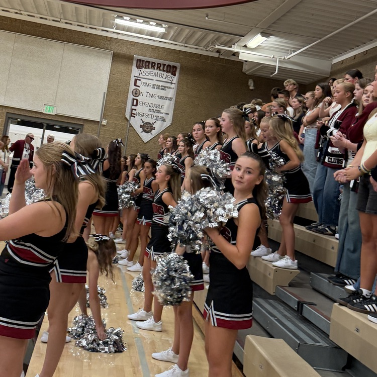 Cheerleaders and student section 
