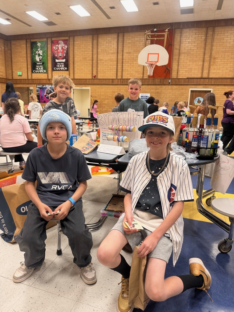 4th graders in the cafeteria during their trading post activity