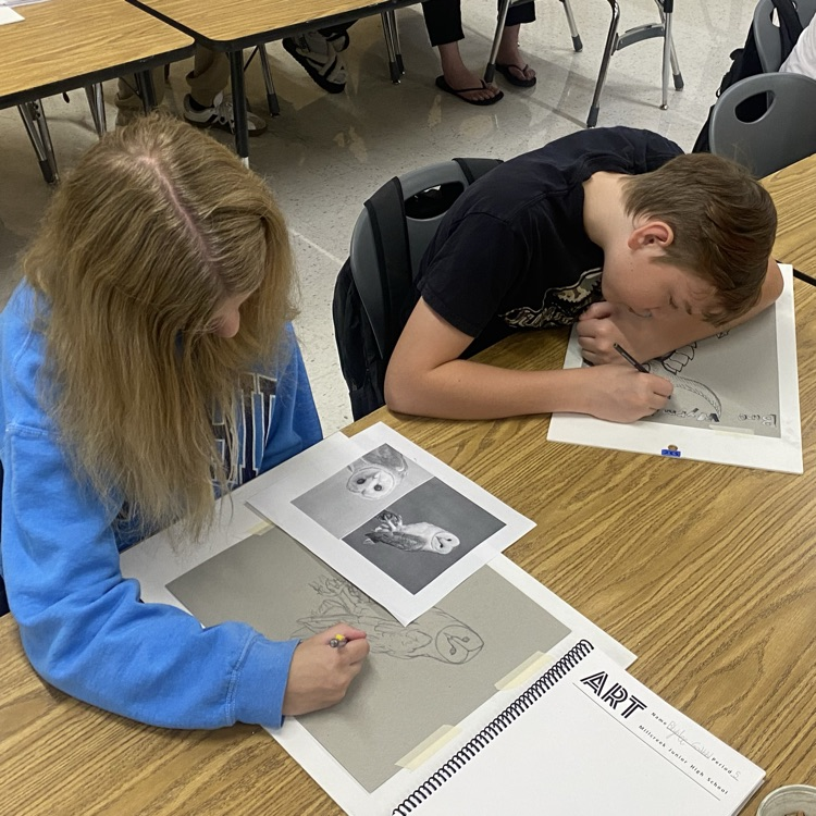 students creating art