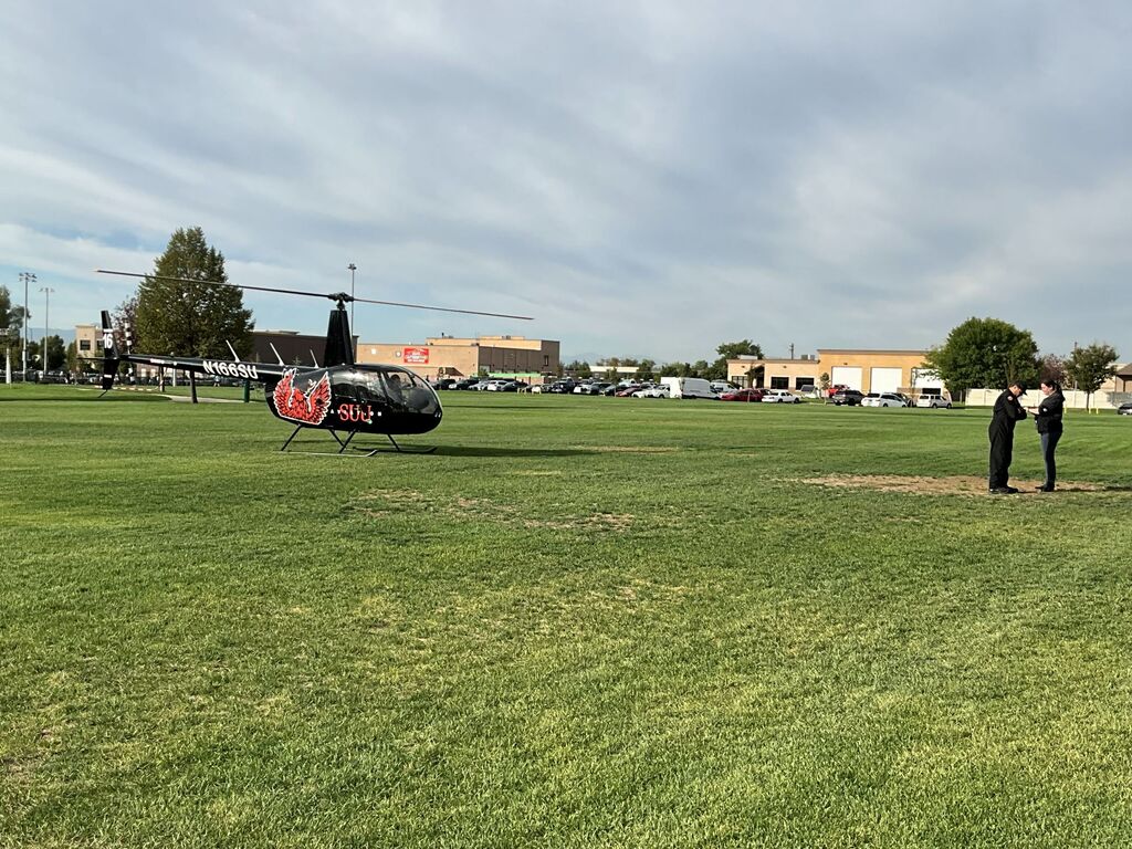 photos of the SUU helicopter fly-in 