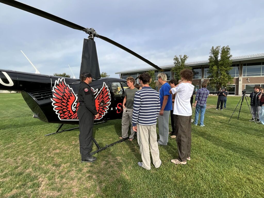 photos of the SUU helicopter fly-in 