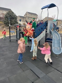 Pinky & Reindeer in student classes