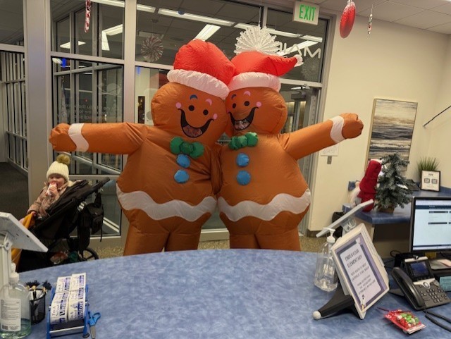 Gingerbread visitors