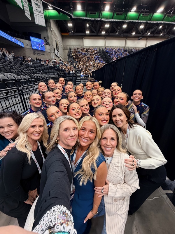 Nixelles right before their military performance