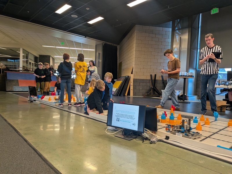 Upper grade students at the robotics competition.