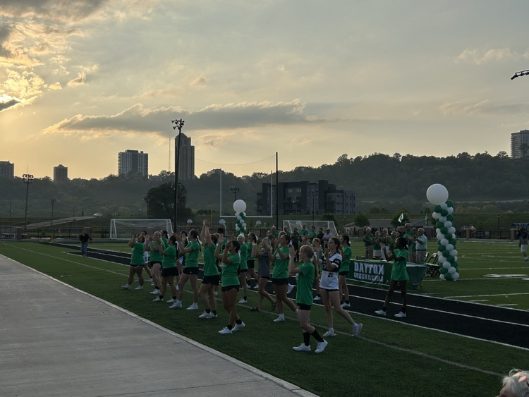 DHS cheer