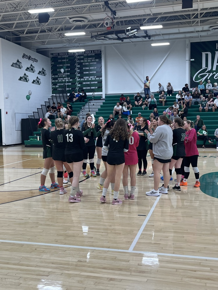 DHS volleyball