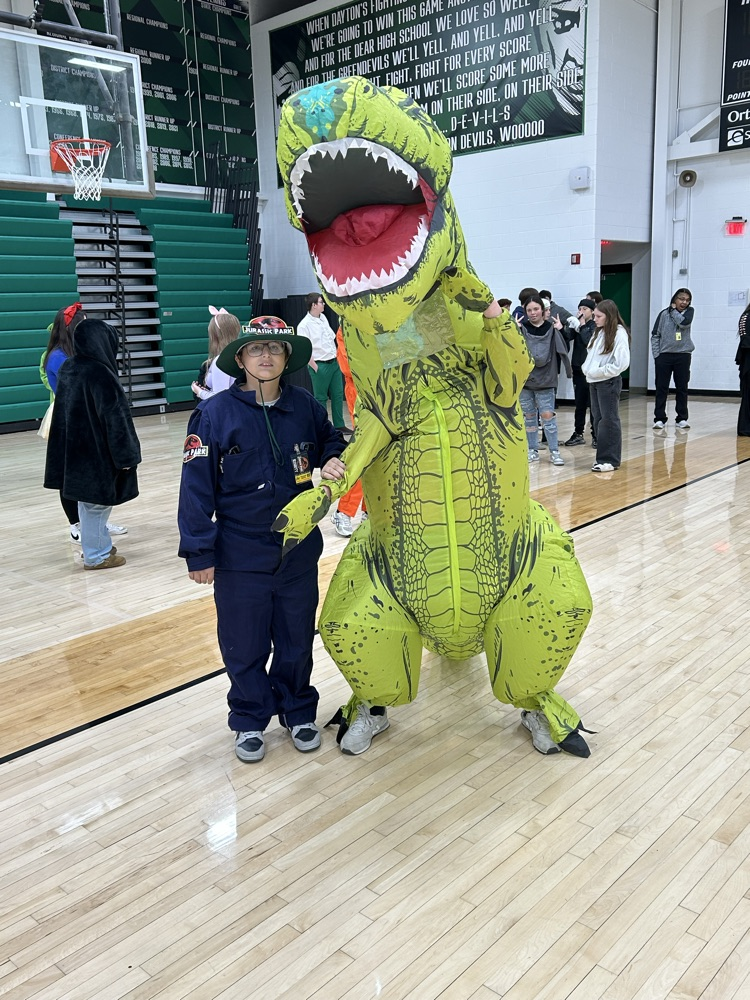 DHS Halloween Costume Contest