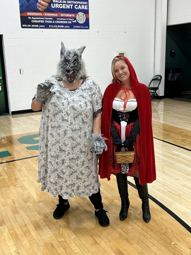DHS Halloween Costume Contest
