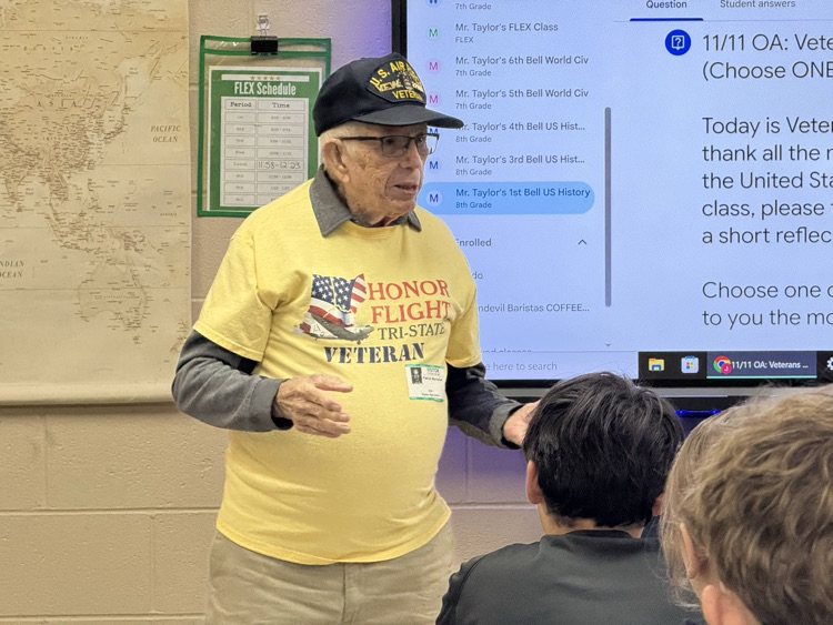 Veterans visit DHS history classes