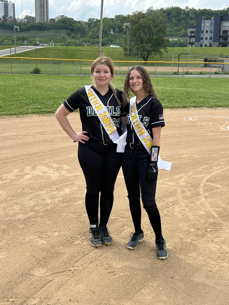 DHS Senior Night-softball