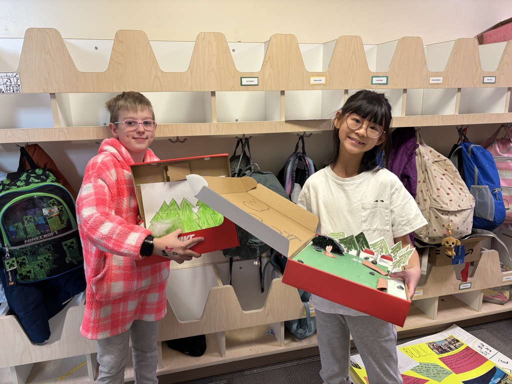 Students showing their projects