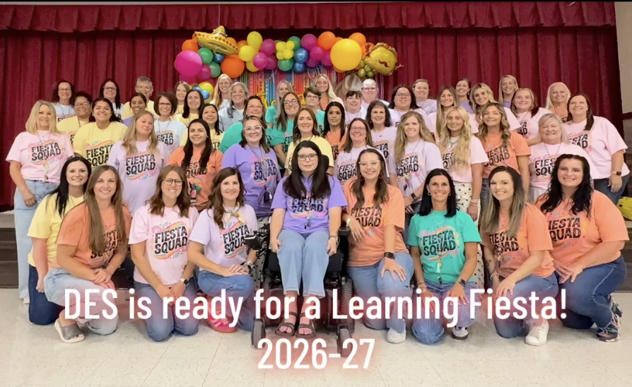 elementary staff group picture