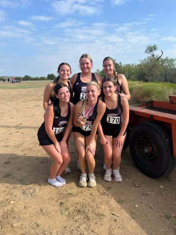 JV girls cross country group pic