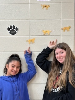 Sofia and Ariel have earned 125 AR points
