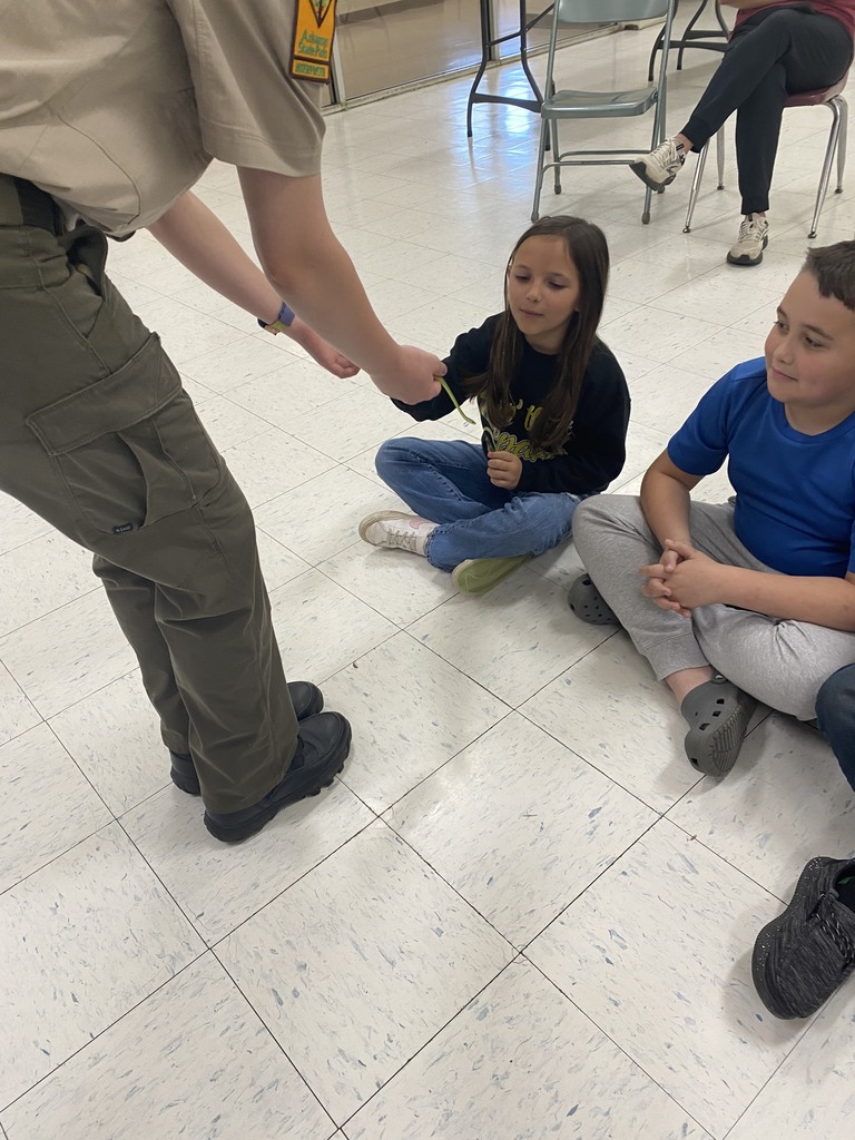 3rd grade snake show.