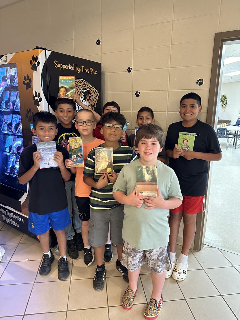 Book vending machine