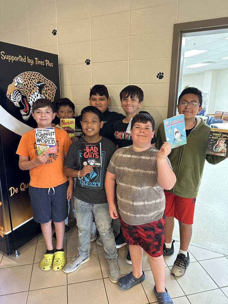 Book vending machine