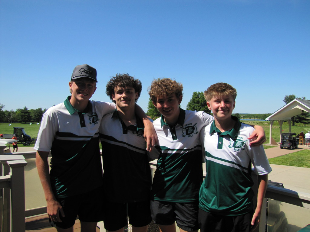 Photo of students. 