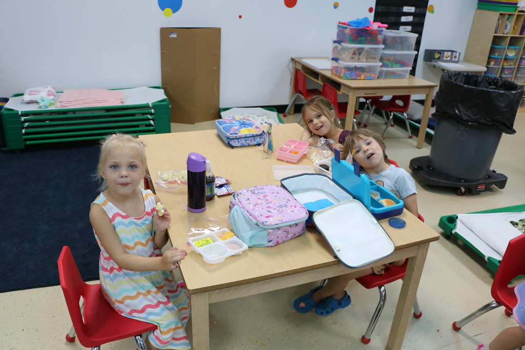 Photo of students. 