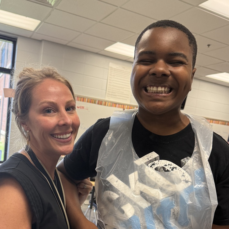 Students in Ms Griffin’s 4th block class partnered with students from Ms. Siebels’ and Ms. Barbers’ classes to make Bearcat Pride Rice Krispy treats.