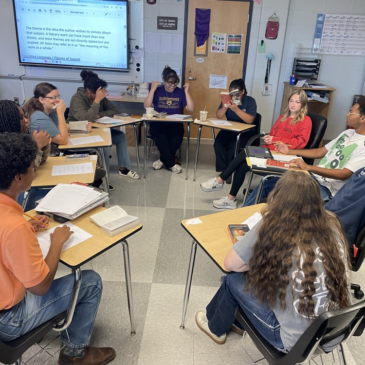 AP Lit students discussed Act 1 of Othello in Socratic seminars. 