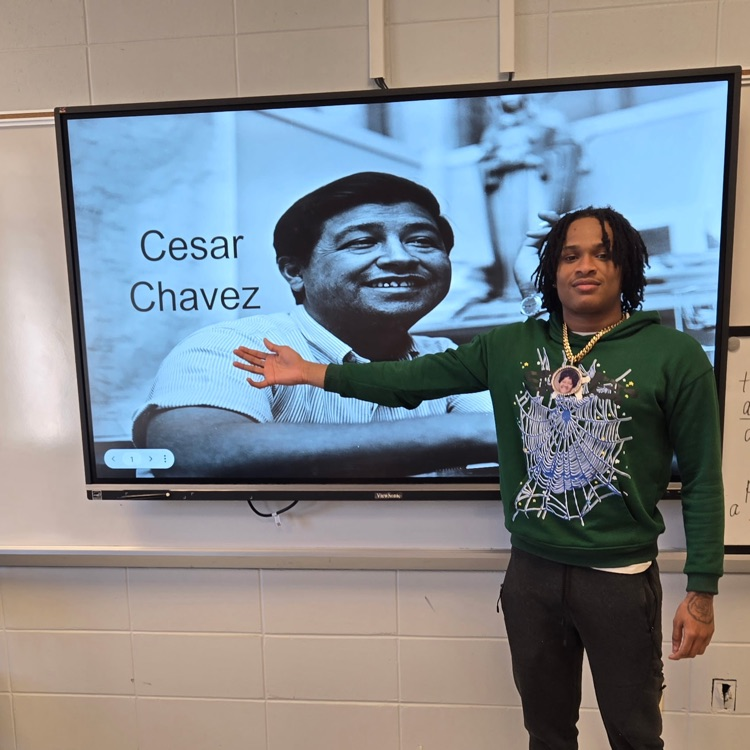 Mrs. Meyers's Spanish students researched influential Hispanic Americans and how they have influenced U.S. culture in their career fields.  They researched their contributions, accomplishments,  etc. and then presented to the class. 