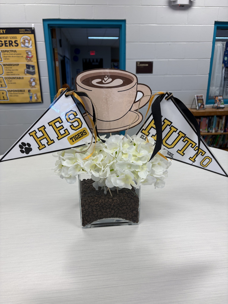 Parents gather at Starbooks!