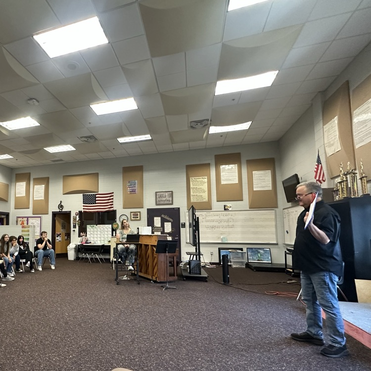 Magician Phil Meyer spoke to and performed for Mrs. Apke's and Mrs Humphrey Advanced Theater Arts class.