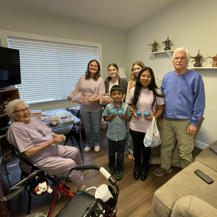 Anchor members Kenzie, Anna, Sidney and Angelica visited with the residents of Memorial Manor and brought them Halloween goodies.
