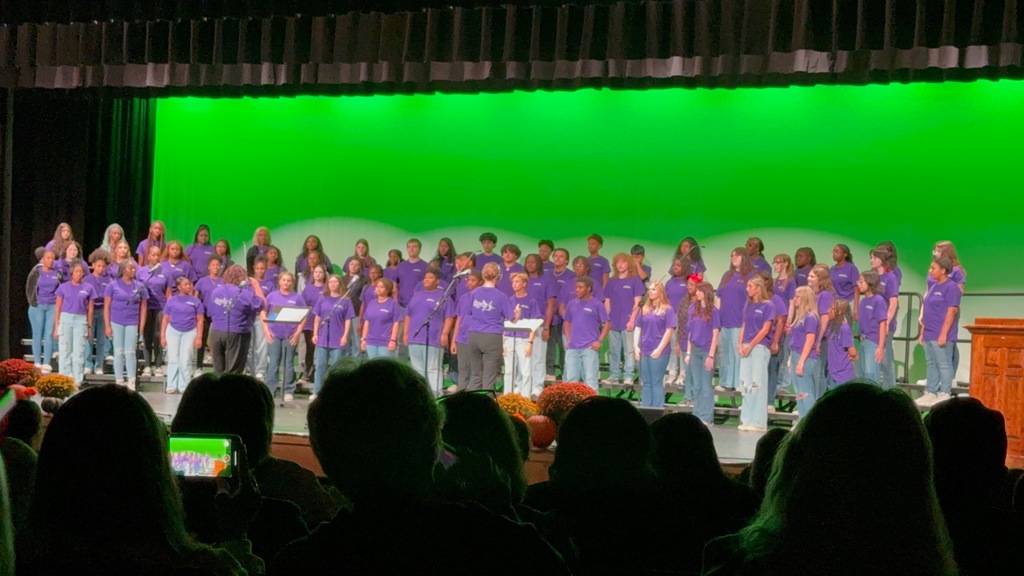 BHS Chorus & Musical Theatre classes together