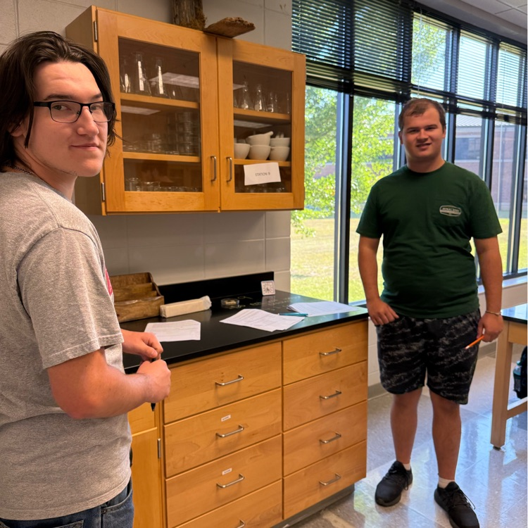 Ms. Kirklands biology students completed a lab to determine the characteristics of life using live worms and fake worm models. Students had to determine what made the live worms living using their knowledge of the 8 characteristics of life.