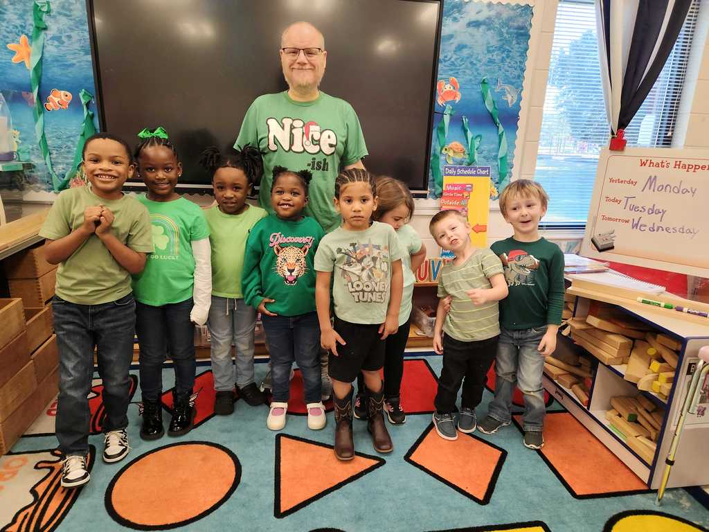 Mr. Alday's Class wearing green for Dahani!!!