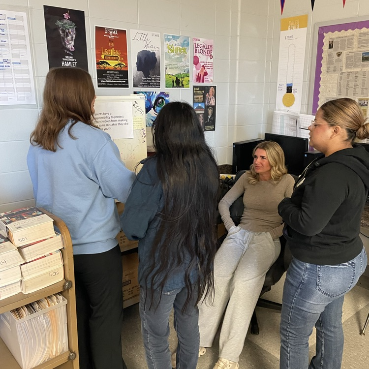 AP Lit students visited stations to discuss themes which will be found in Fences.  They had to come to a consensus as to if their group agreed or disagreed with the each statement. 