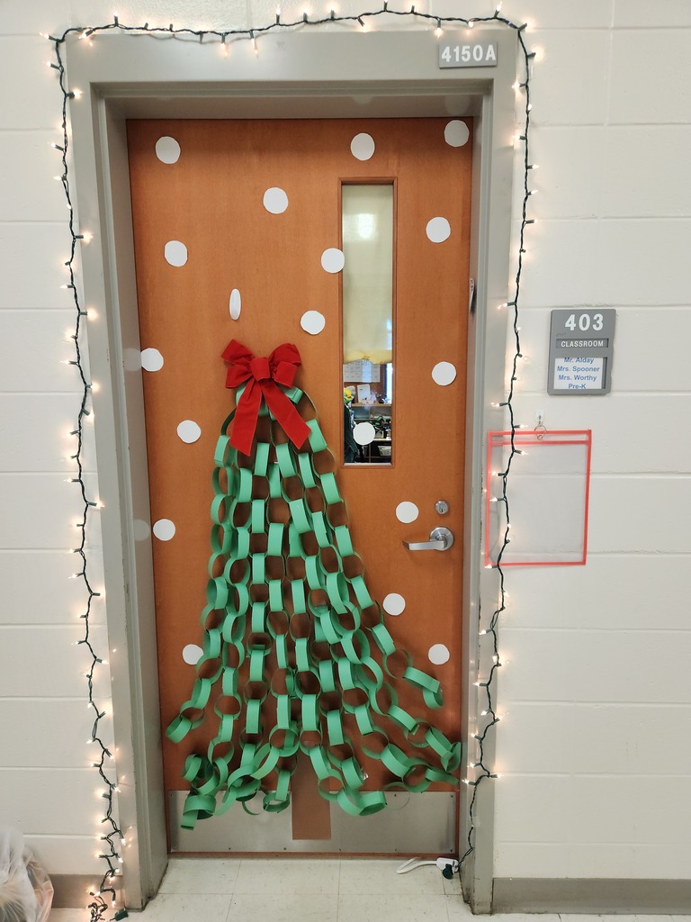 IT STARTING TO LOOK LIKE CHRISTMAS IN MR. ALDAY'S ROOM!!!