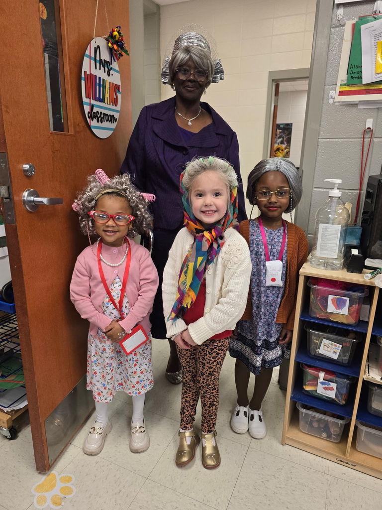 Mrs. Williams' 100 year old students 
