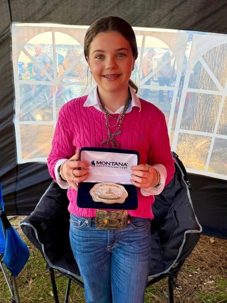 Congratulations FFA Member Macy Lynn for winning 6th Grade Swine Showmanship at the Georgia National Junior Livestock Show! 