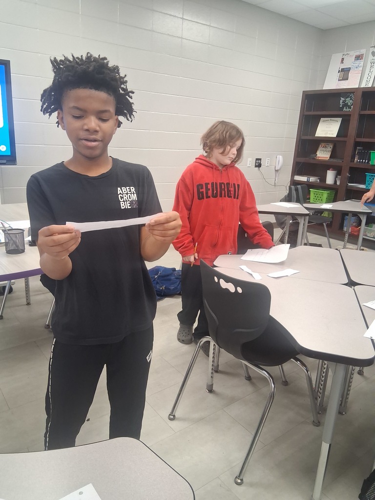 6th grade student identifies a complete or run on sentence. 